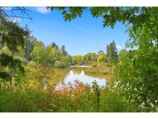 13217 Sw SUMMERWOOD Dr, Portland, OR 97223