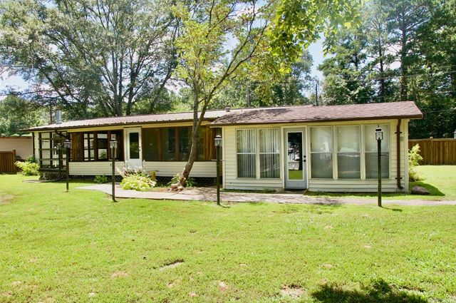 1516 Treasure Isle Rd, Hot Springs, AR 71913