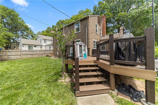 7632 Oak Street, Kansas City, MO 64114