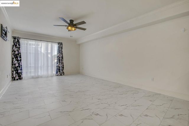 1515 14th AVE APT 302, Oakland, CA 94606