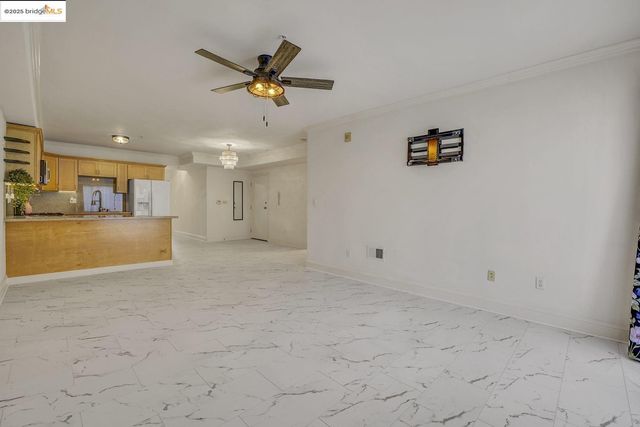 1515 14th AVE APT 302, Oakland, CA 94606