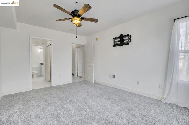 1515 14th AVE APT 302, Oakland, CA 94606