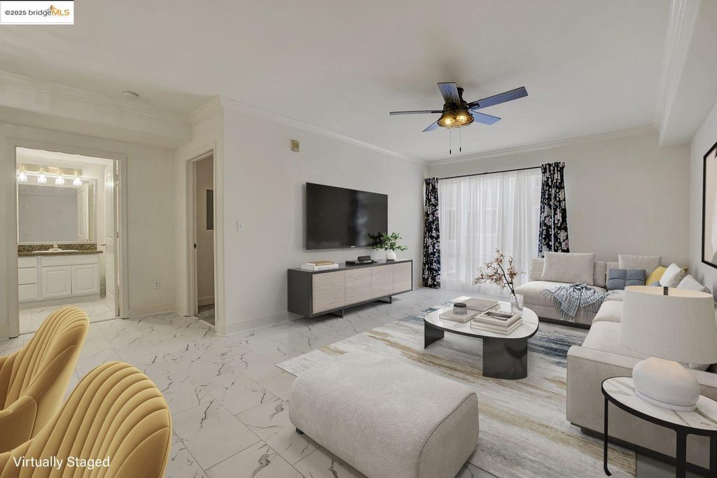 1515 14th AVE APT 302, Oakland, CA 94606
