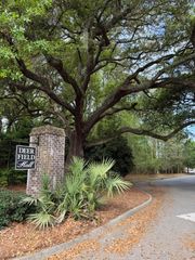 5040 Wapiti Way, Hollywood, SC 29449