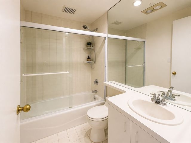 10 Rogers St 407, Cambridge, MA 02142