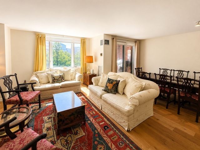 10 Rogers St 407, Cambridge, MA 02142