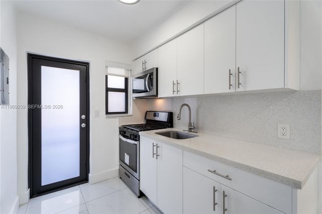 705 83rd St 5, Miami Beach, FL 33141