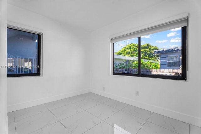 705 83rd St 5, Miami Beach, FL 33141