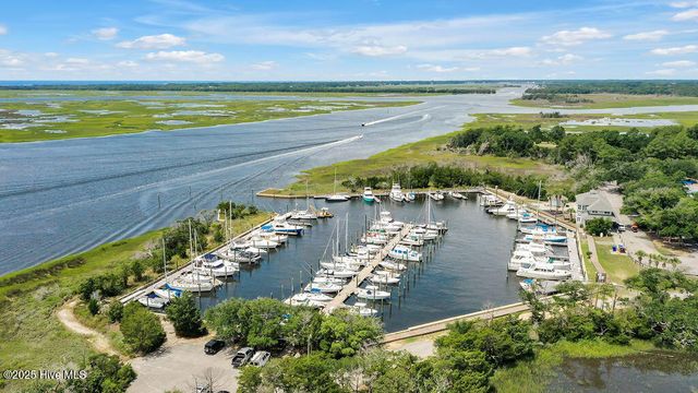 638 Spartina Court, Southport, NC 28461
