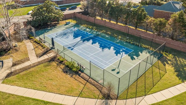 717 S Riverside Dr Apt 307, Memphis, TN 38103