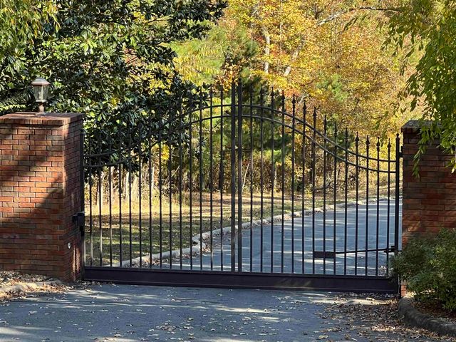 Lot 60R Holley Mountain Airpark, Clinton, AR 72031