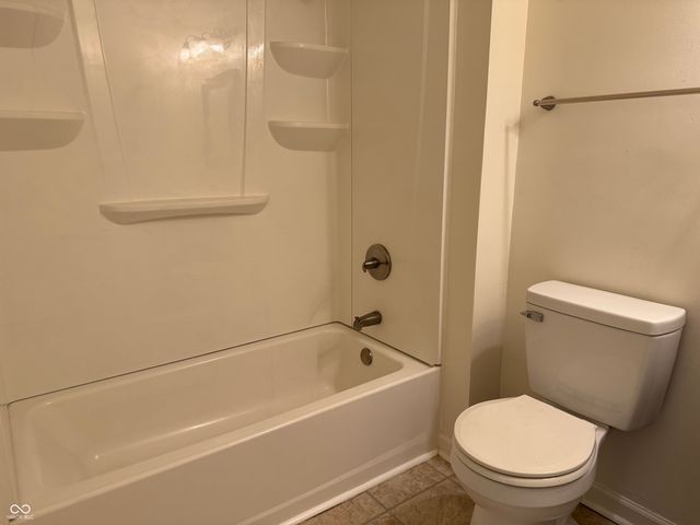 7717 Cambridge Drive, Fishers, IN 46038