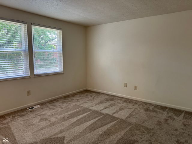 7717 Cambridge Drive, Fishers, IN 46038