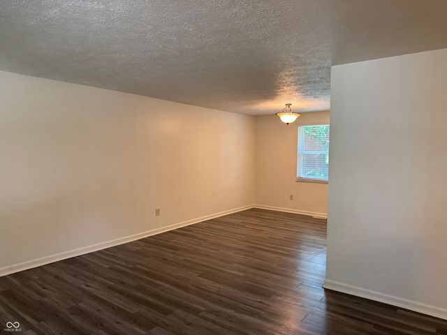 7717 Cambridge Drive, Fishers, IN 46038