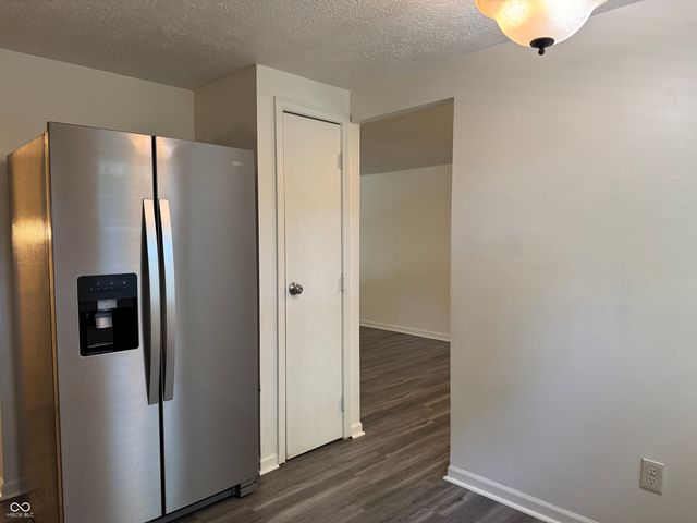 7717 Cambridge Drive, Fishers, IN 46038