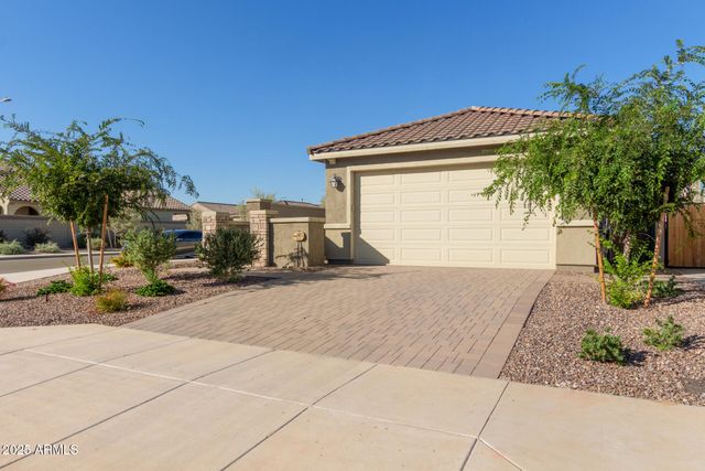 17568 W MISSOURI Avenue, Litchfield Park, AZ 85340