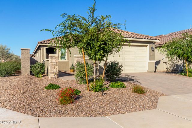 17568 W MISSOURI Avenue, Litchfield Park, AZ 85340