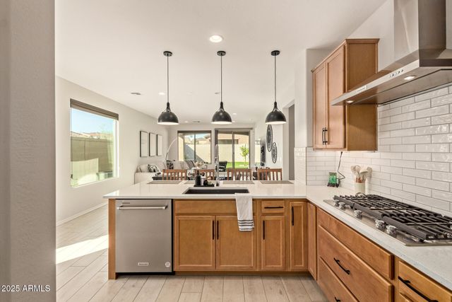 17568 W MISSOURI Avenue, Litchfield Park, AZ 85340