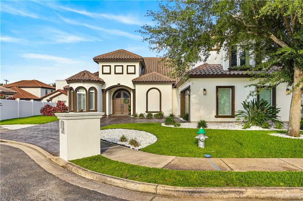 611 S 1st Lane, Mcallen, TX 78501