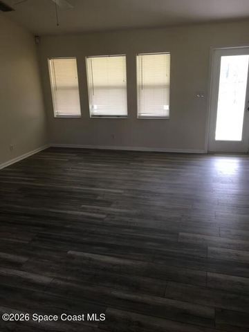 123 Carmelite Avenue NW, Palm Bay, FL 32907