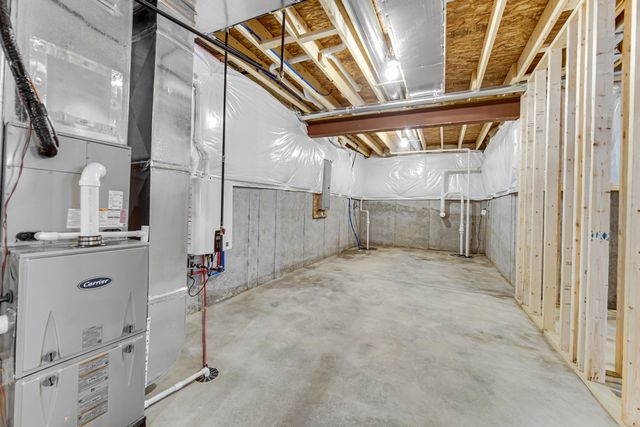 703 Druim Trail, Crown Point, IN 46307