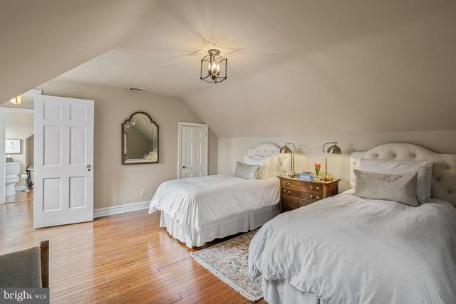 7901 COBDEN RD, Glenside, PA 19038