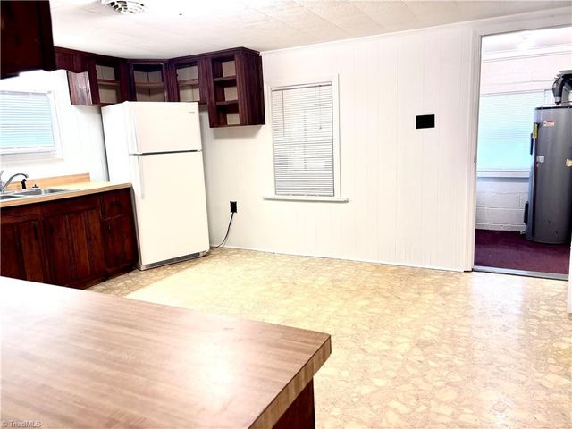 3619 Mineola Street, Winston-salem, NC 27107