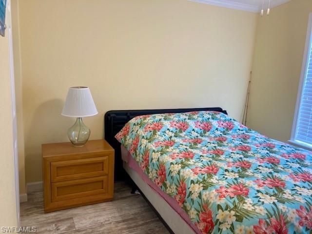 325 Shoreland DR E, Fort Myers, FL 33905