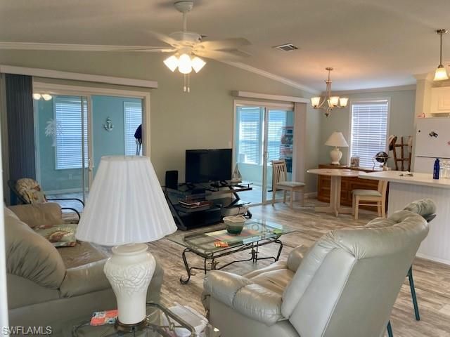 325 Shoreland DR E, Fort Myers, FL 33905