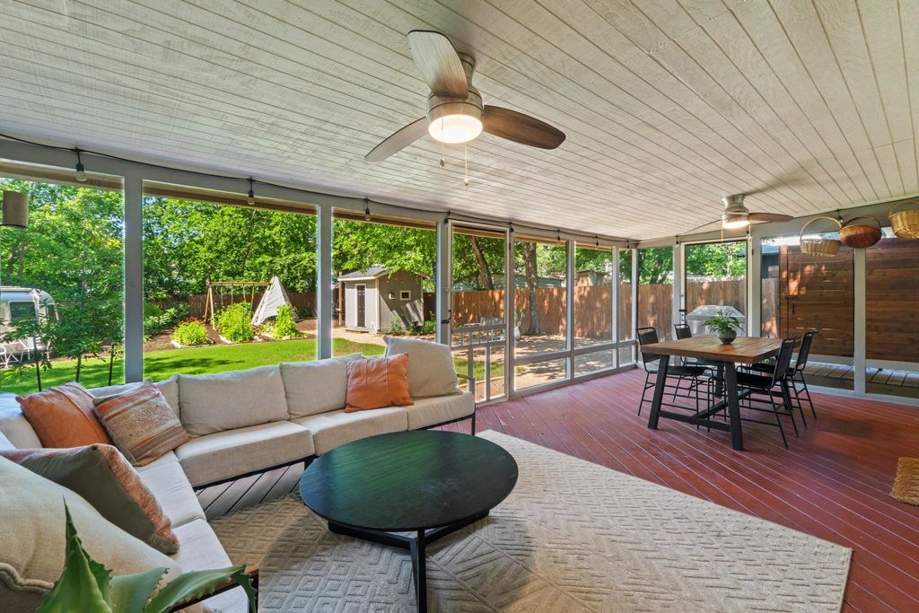 3207 Carol Ann DR, Austin, TX 78723