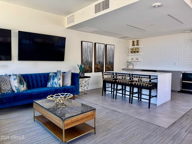 2300 E CAMPBELL Avenue 212, Phoenix, AZ 85016