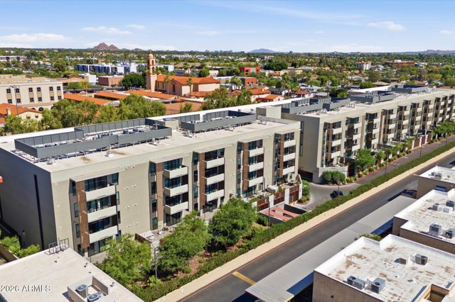 2300 E CAMPBELL Avenue 212, Phoenix, AZ 85016