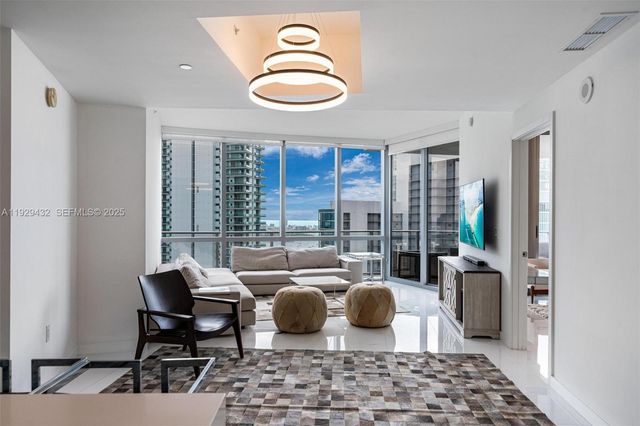 851 NE 1st Ave 4603, Miami, FL 33132