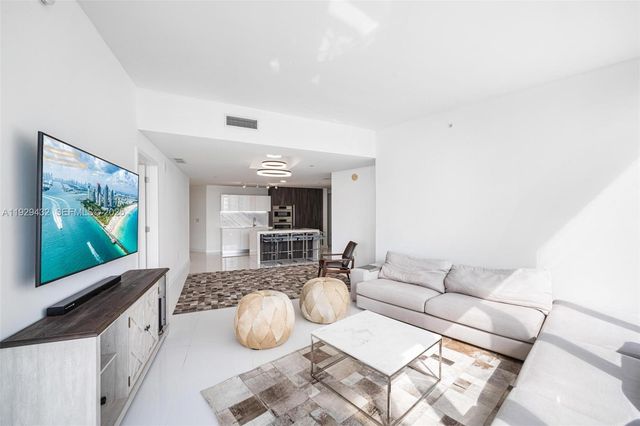 851 NE 1st Ave 4603, Miami, FL 33132