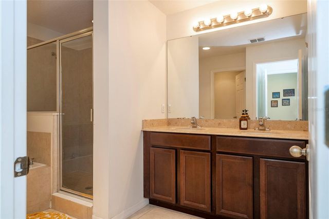 5282 HIDDEN CYPRESS LANE 164, Oviedo, FL 32765