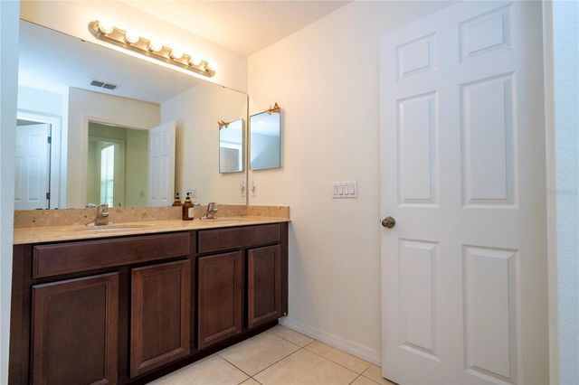 5282 HIDDEN CYPRESS LANE 164, Oviedo, FL 32765