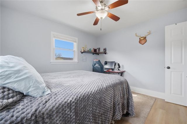 8243 Baywood DR, Norfolk, VA 23518