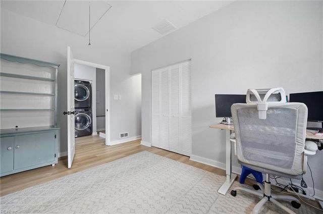 8243 Baywood DR, Norfolk, VA 23518