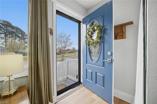 8243 Baywood DR, Norfolk, VA 23518