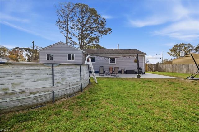 8243 Baywood DR, Norfolk, VA 23518