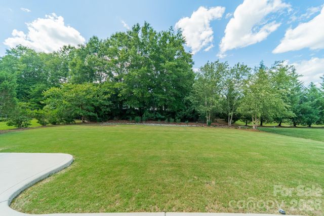 205 Somerled Way, Waxhaw, NC 28173