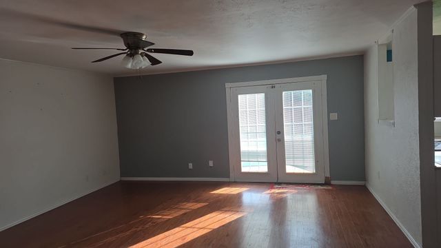 412 Forestwood Drive, Forney, TX 75126