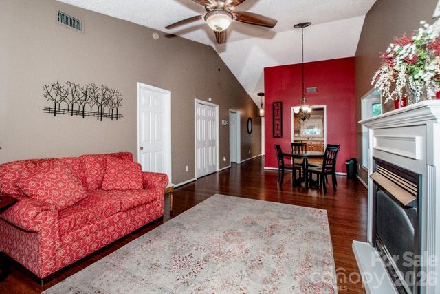 806 Prince Albert Court, Statesville, NC 28677