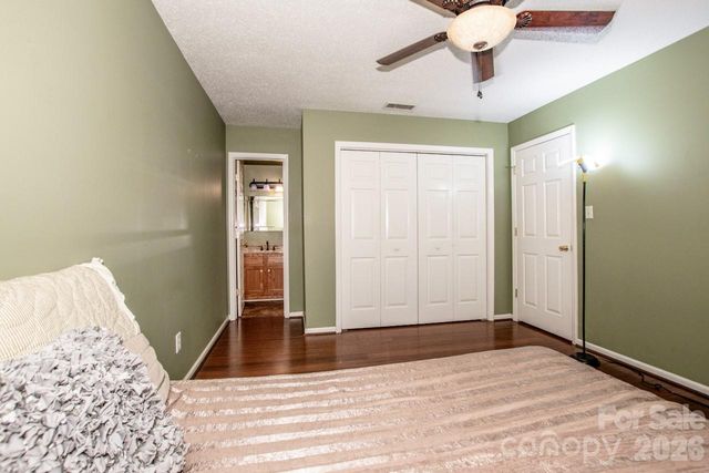 806 Prince Albert Court, Statesville, NC 28677