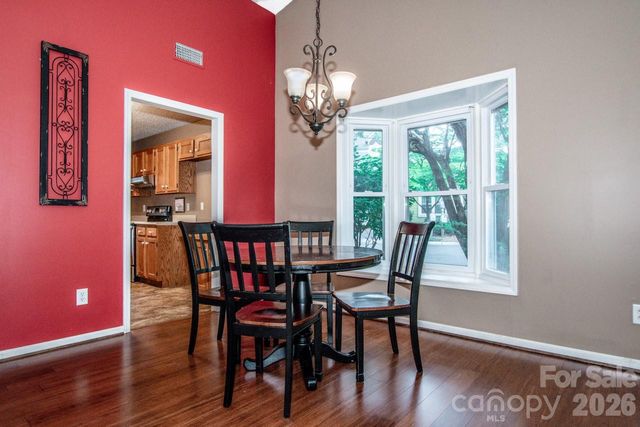 806 Prince Albert Court, Statesville, NC 28677