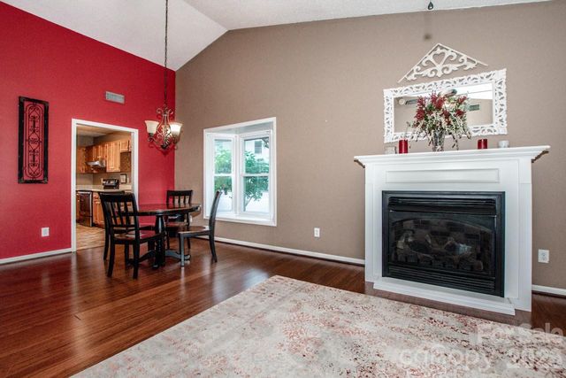 806 Prince Albert Court, Statesville, NC 28677