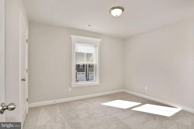5625 FINLEY ROSE CT, Fredericksburg, VA 22407