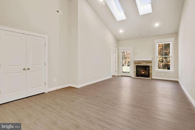 5625 FINLEY ROSE CT, Fredericksburg, VA 22407