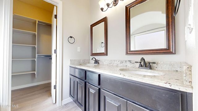 3142 RED ORCHARD Drive, El Paso, TX 79938