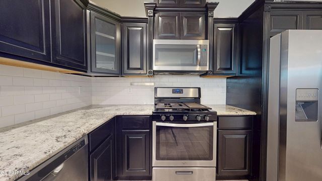 3142 RED ORCHARD Drive, El Paso, TX 79938